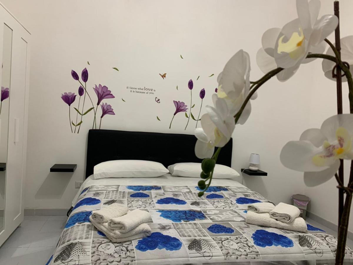 לינה וארוחת בוקר סלרנו Le Tre Orchidee מראה חיצוני תמונה